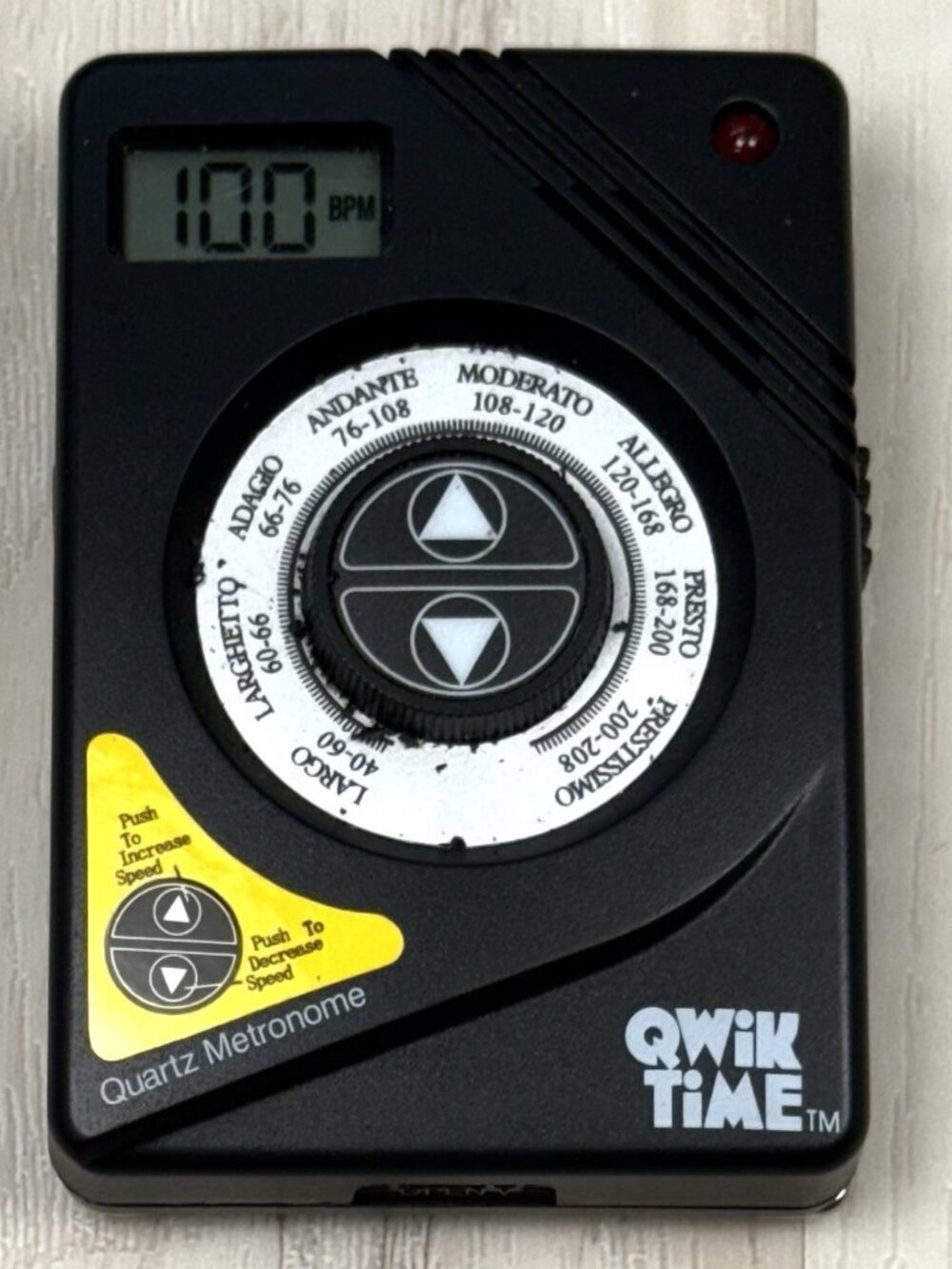 QUIK TIME Black Electronic QUARTZ METRONOME 9V Battery Operated w/ Stand WORKS